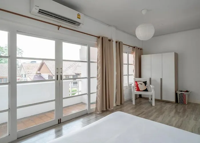 Hébergement de vacances 4br Near Hua Mak Station With Parking
