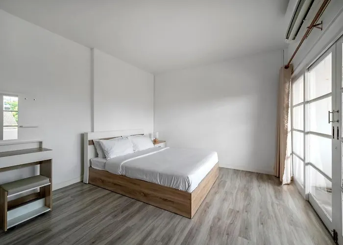 Hébergement de vacances 4br Near Hua Mak Station With Parking