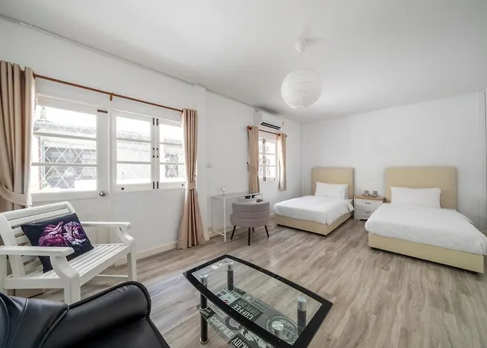 4br Near Hua Mak Station With Parking Hébergement de vacances *