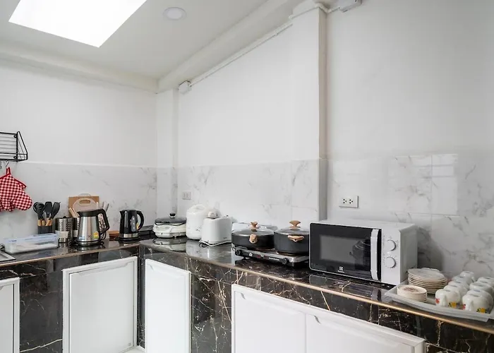 Hébergement de vacances 4br Near Hua Mak Station With Parking